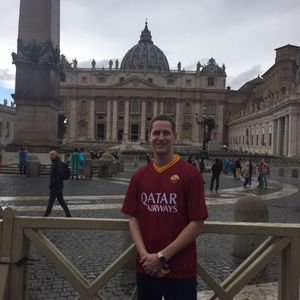 Meet your Posher, Troy